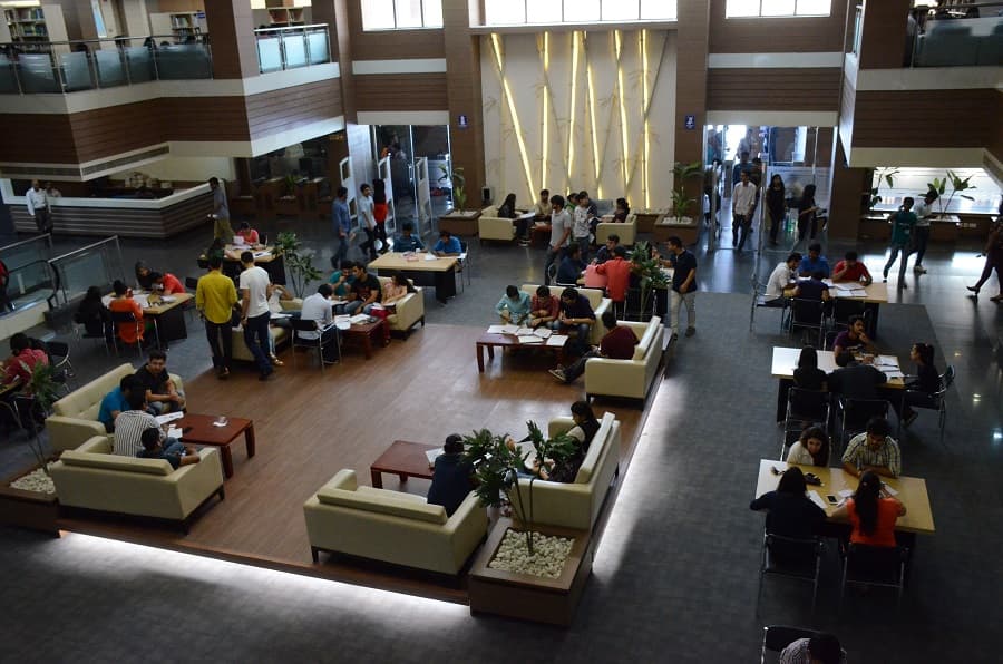 CII School of Logistics, Amity University Noida Building photo 6