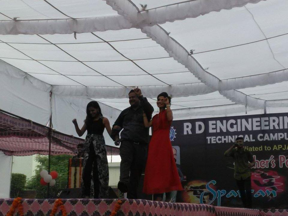 RD Engineering College Ghaziabad Events photo 14