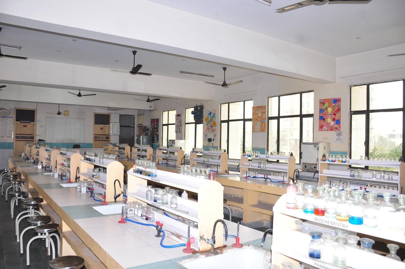 ITS Dental College Greater Noida Laborartory photo 6