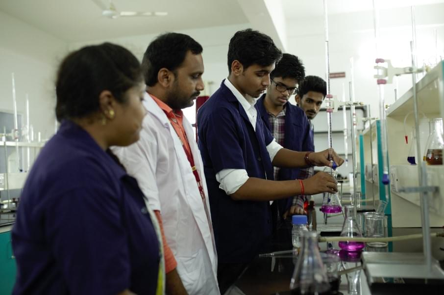 KL University Hyderabad Practicals & Lab photo 5
