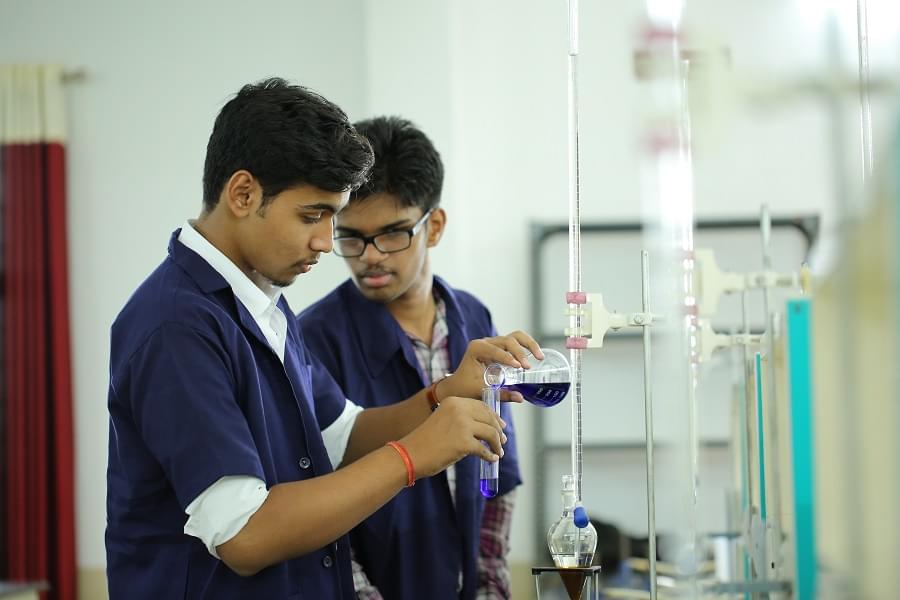 KL University Hyderabad Practicals & Lab photo 3
