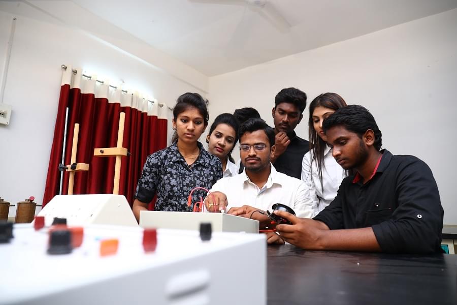 KL University Hyderabad Practicals & Lab photo 9