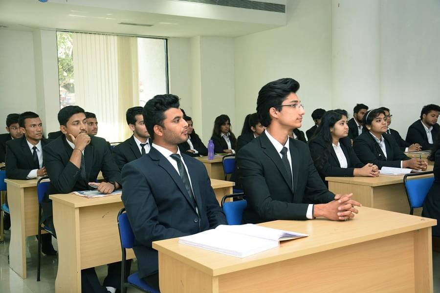 Amity Global Business School Pune Infrastructure photo 6