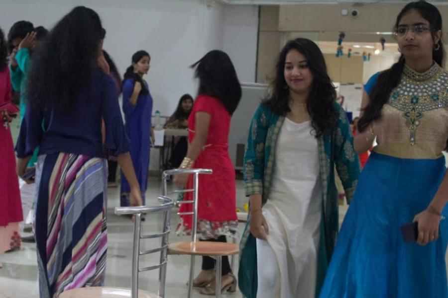 Amity Global Business School Pune Diwali Mela photo 9