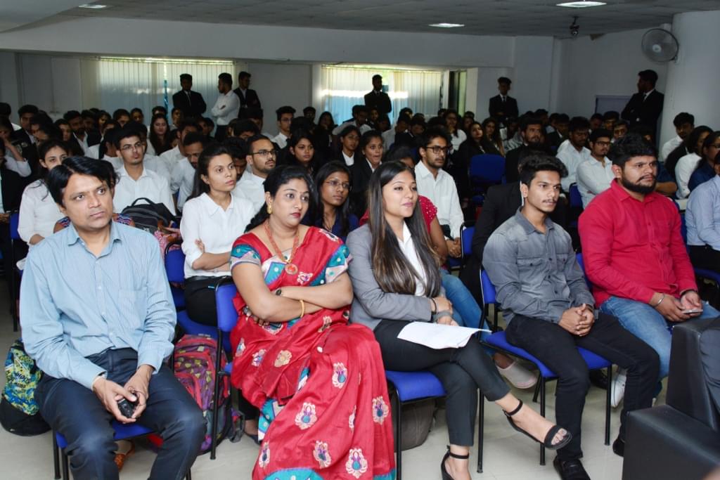 Amity Global Business School Pune Corporate Conclave photo 14