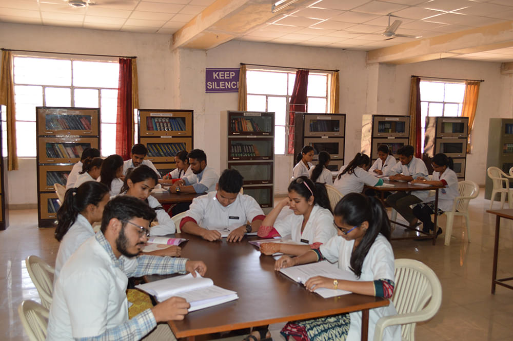 R.R. Dental College and Hospital Udaipur Library photo 3