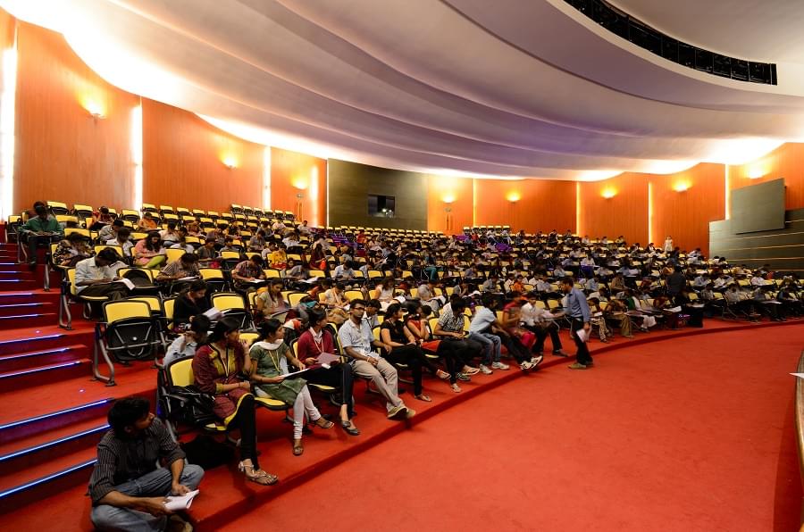 CMR University Campus & Infrastructure photo 1