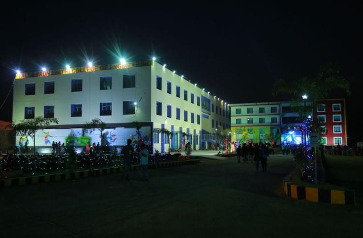 Talla Padmavathi College of Engineering Warangal Academic Building photo 4