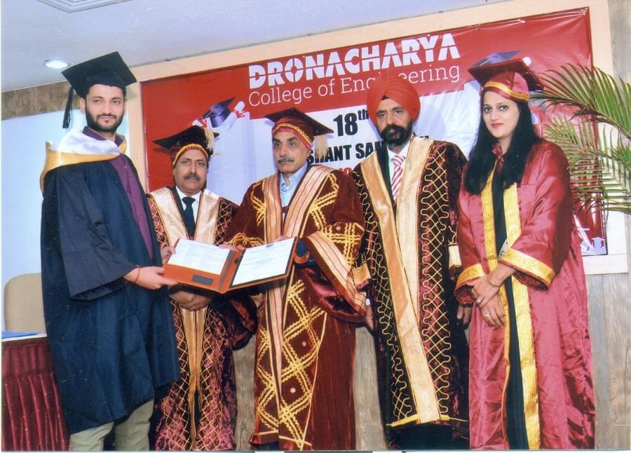 DCE Gurgaon Convocation photo 1