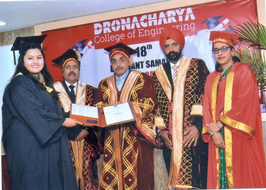 DCE Gurgaon Convocation photo 3