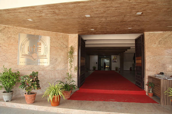 Indian Institute of Teacher Education Gandhinagar Academic Building photo 4