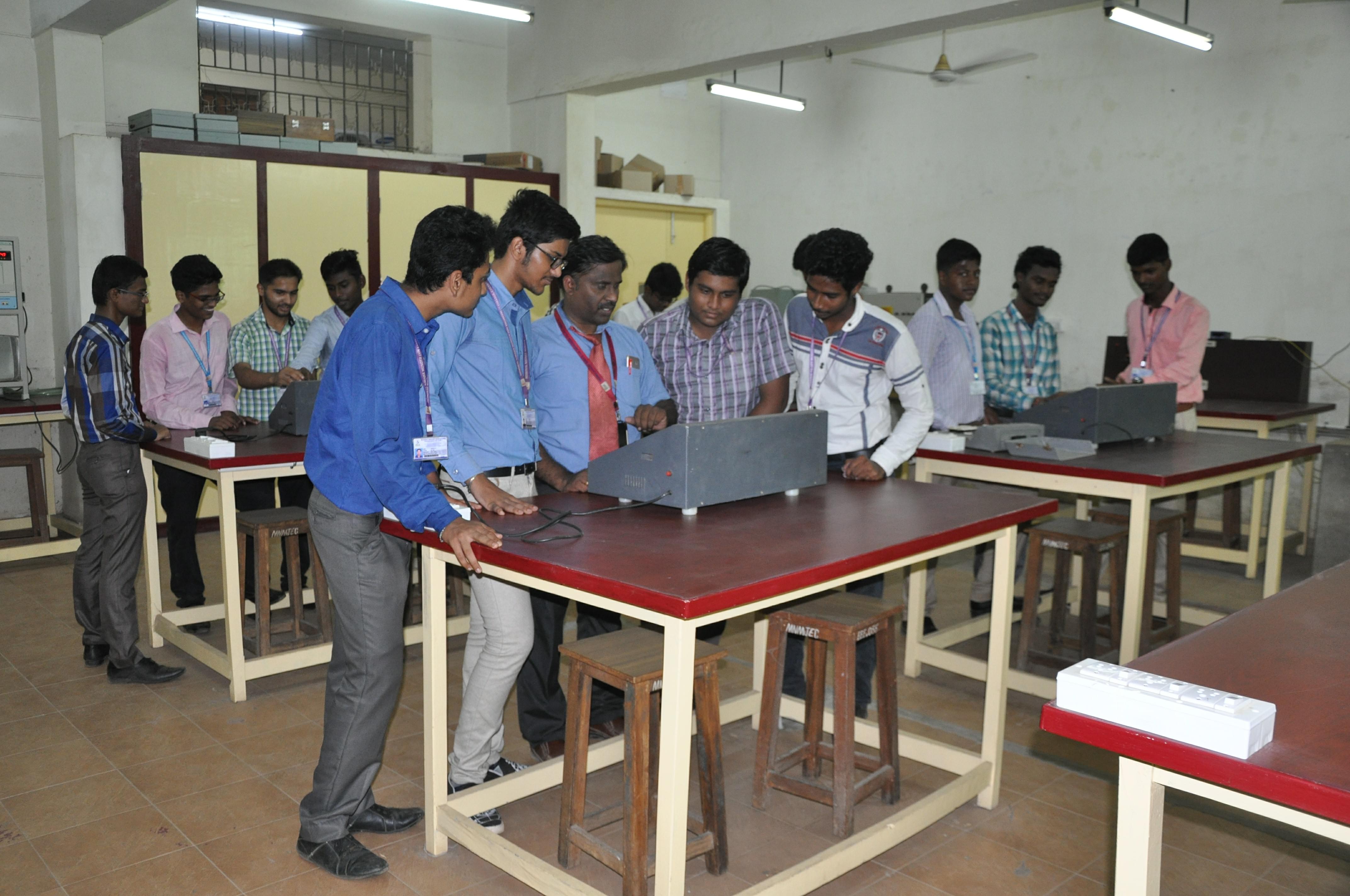 Misrimal Navajee Munoth Jain Engineering College Chennai Campus photo 1