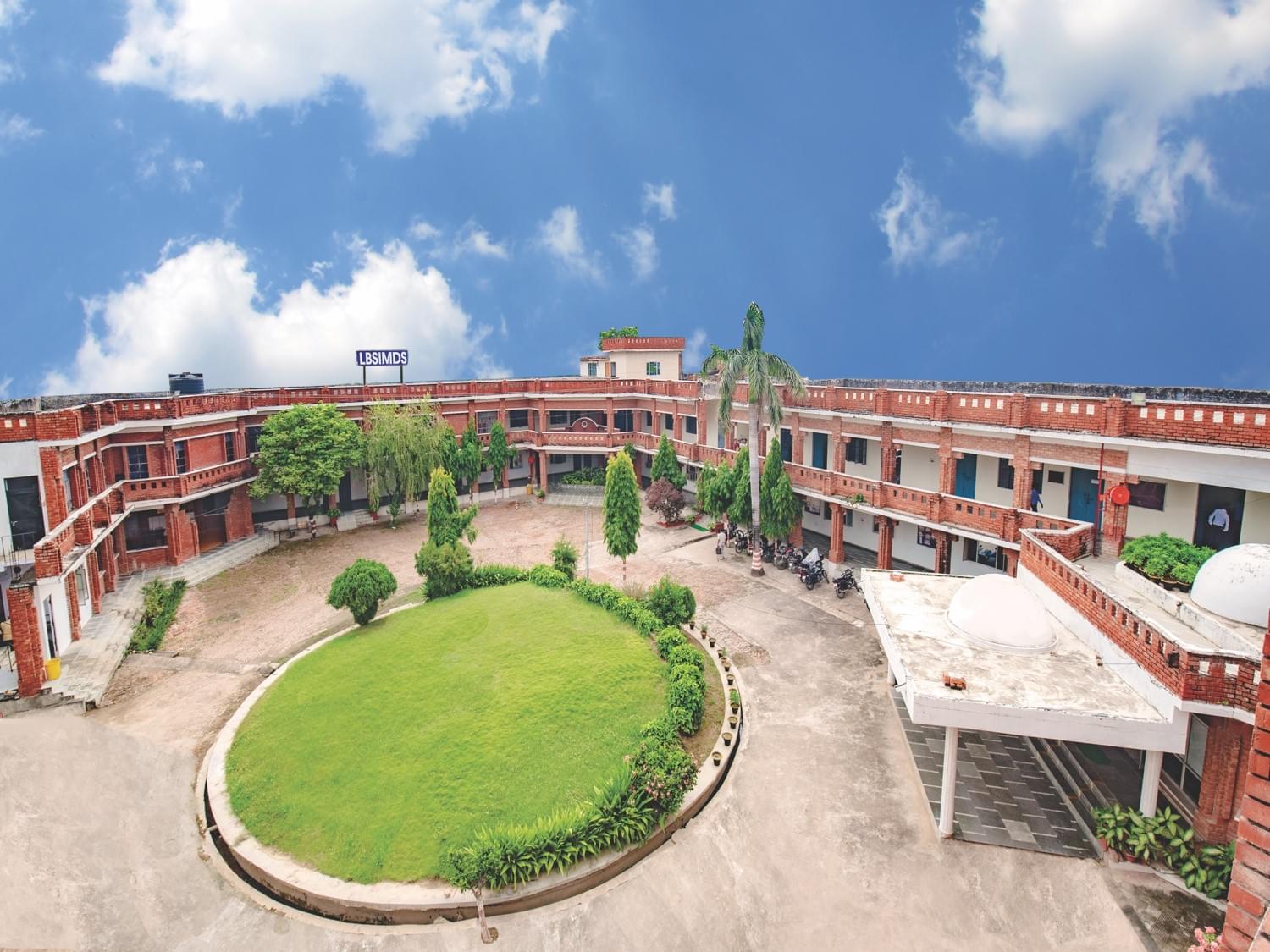 Lal Bahadur Shastri Girls College of Management Lucknow Academic Building photo 4