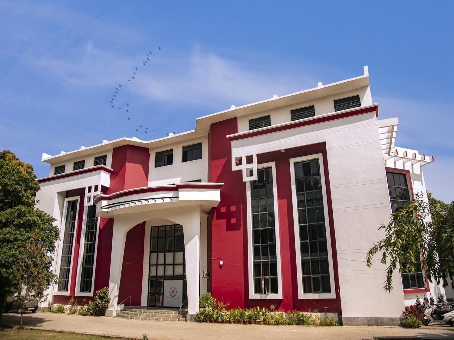 Lal Bahadur Shastri Girls College of Management Lucknow Academic Building photo 5