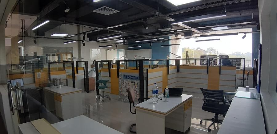 Santosh University Ghaziabad Dental Facilities photo 4