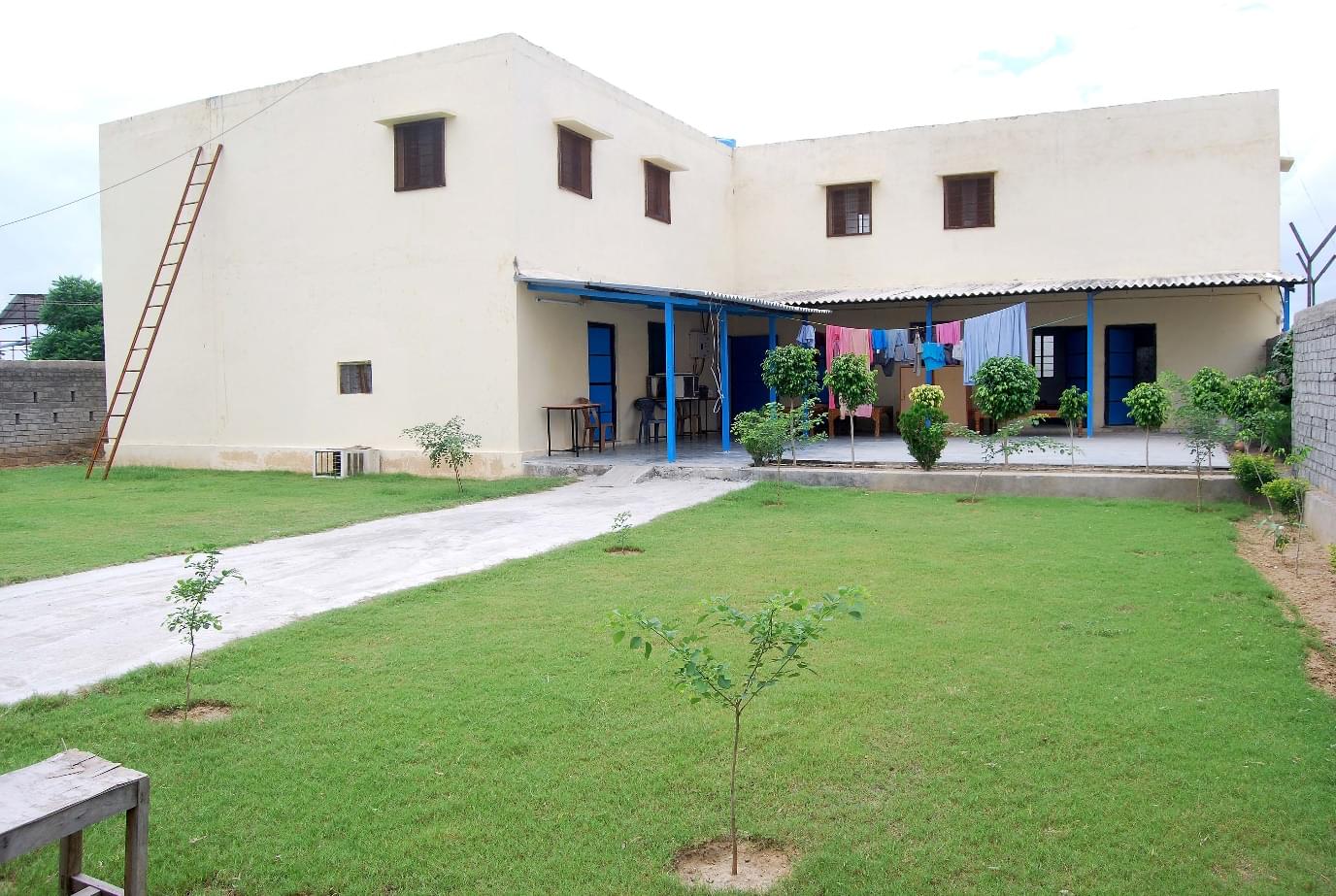 Dr. K.N. Modi University Newai hostel photo 4