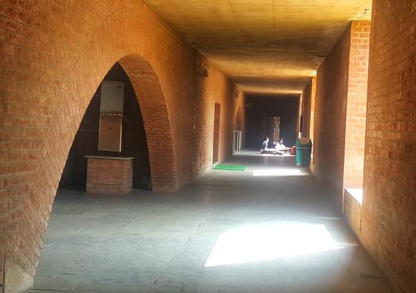 NMIMS Balwant Sheth School of Architecture Mumbai Ahmedabad tour 2nd Yr photo 3