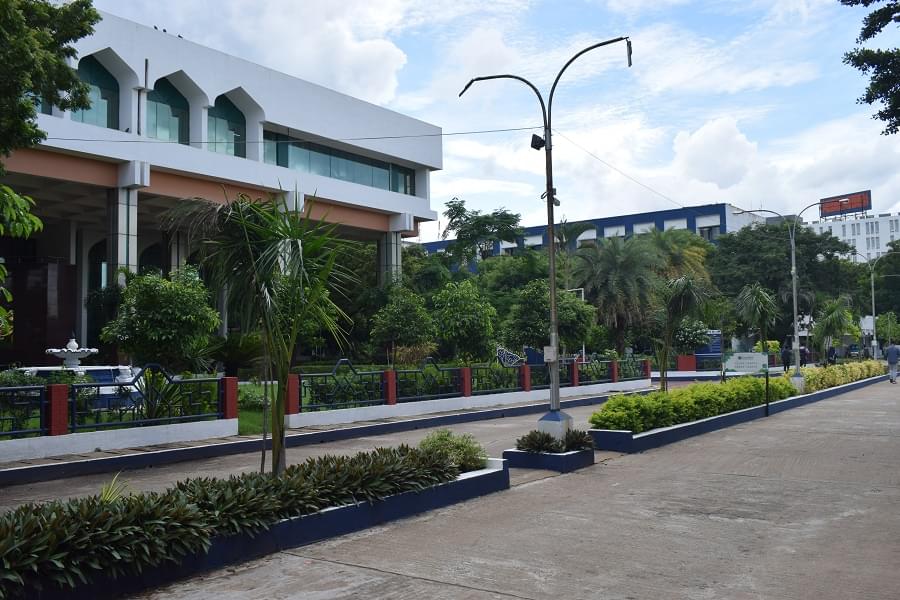 BS Abdur Rahman University Campus photo 2