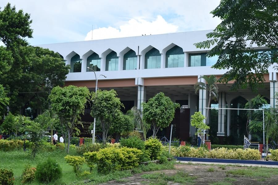 BS Abdur Rahman University Campus photo 6