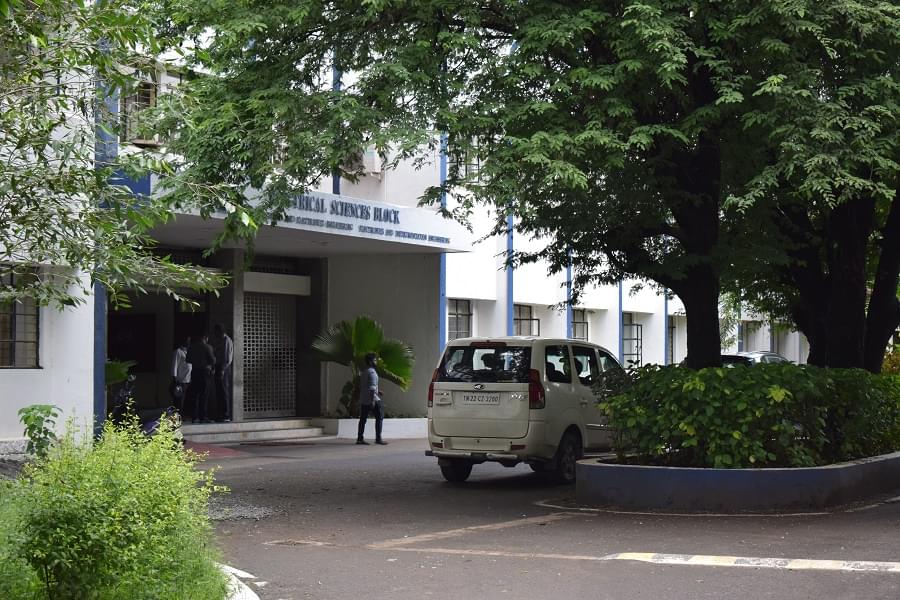 BS Abdur Rahman University Campus photo 11