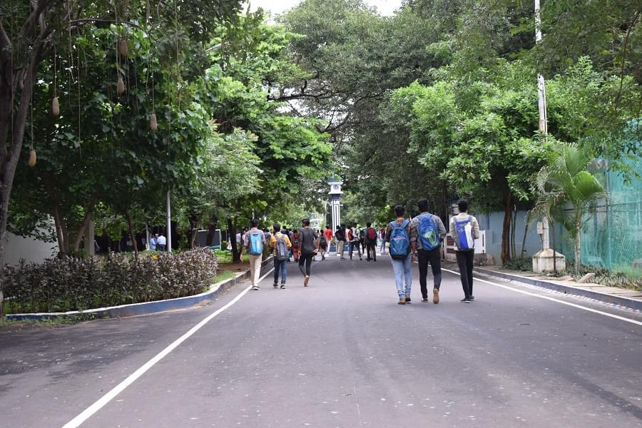 BS Abdur Rahman University Campus photo 19