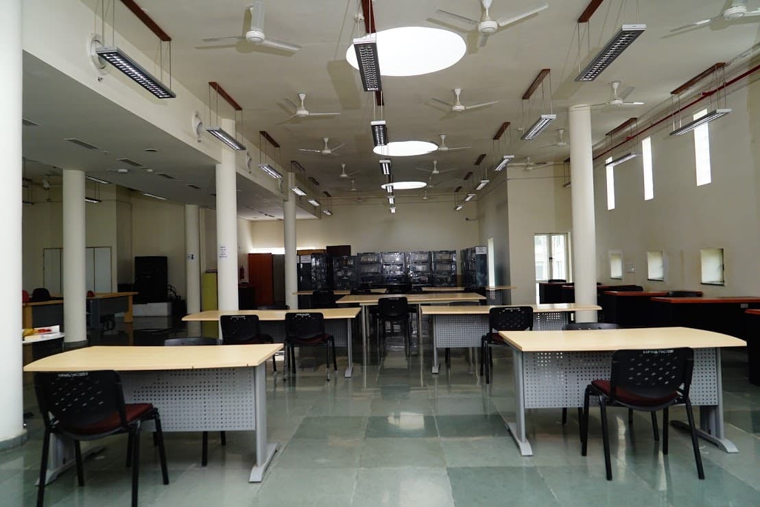 Indian Institute of Public Health Gandhinagar Classroom/ Labs & Library photo 5