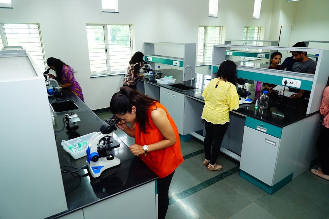 Indian Institute of Public Health Gandhinagar Classroom/ Labs & Library photo 7