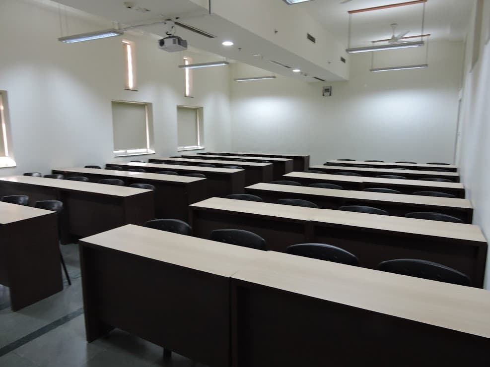 Indian Institute of Public Health Gandhinagar Classroom/ Labs & Library photo 19