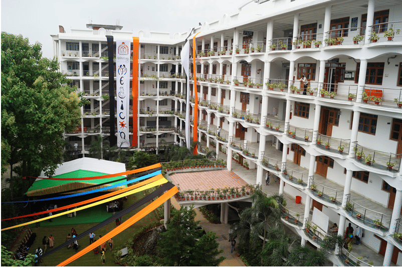 Era University Lucknow Academic Building photo 9