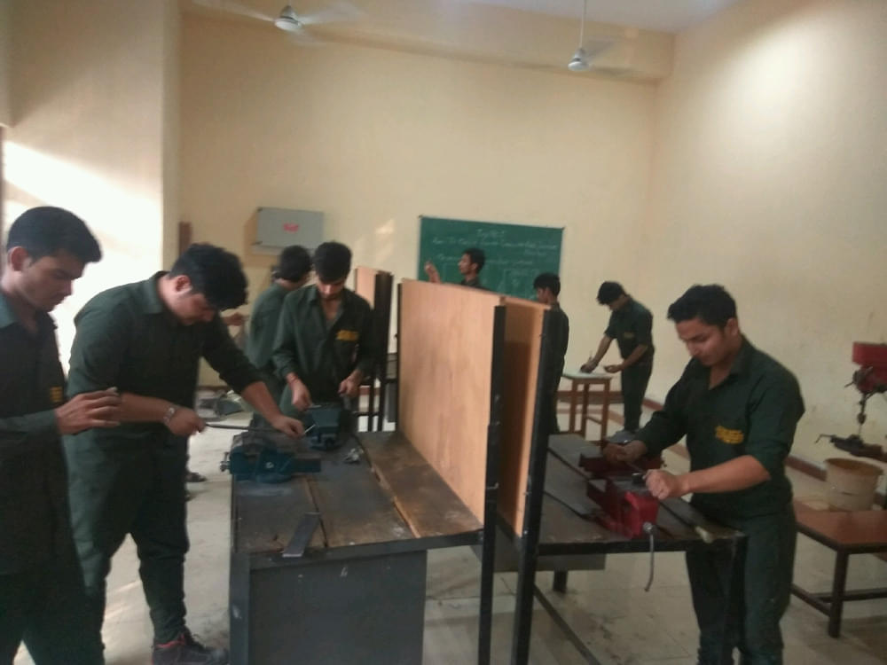 Mahatma Gandhi Government Engineering College Rampur Mechanical photo 1