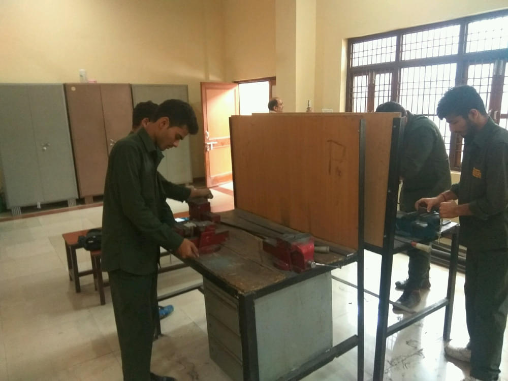 Mahatma Gandhi Government Engineering College Rampur Mechanical photo 2