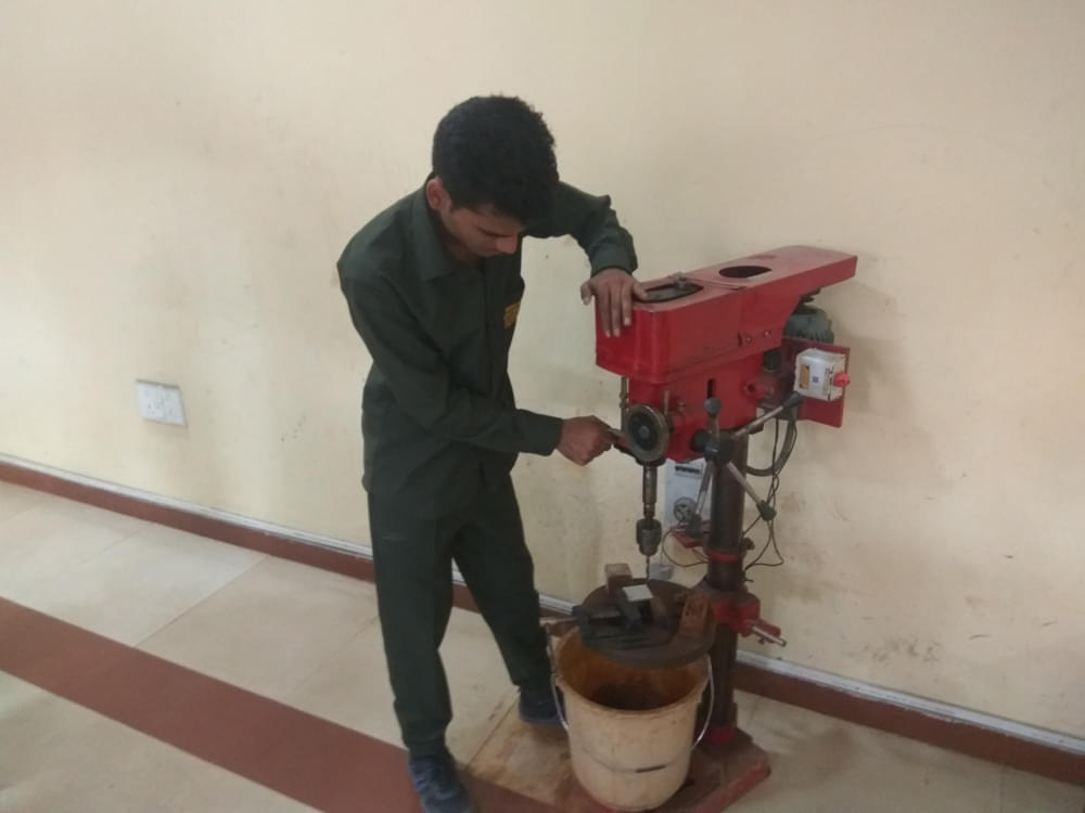 Mahatma Gandhi Government Engineering College Rampur Mechanical photo 4