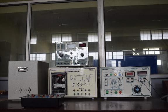 Government Engineering college Banswara Laboratory photo 8