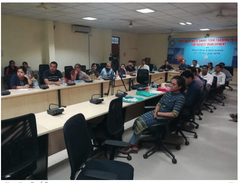 IET Lucknow  Lib photo 2