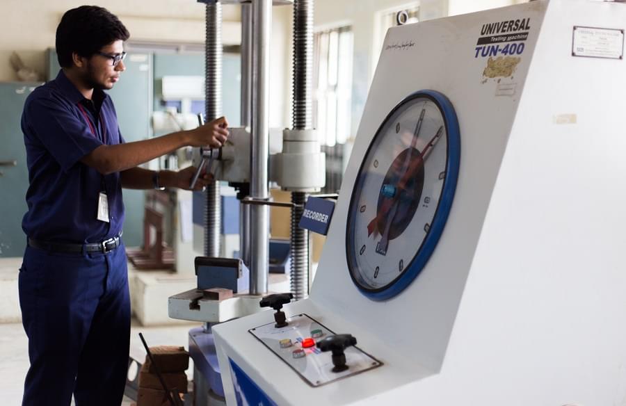 SRM University Ramapuram Engineering Department photo 1