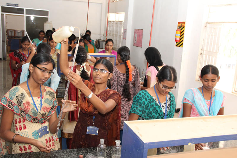 Vivekanandha College of Arts and Sciences for Women, Elayampalayam Namakkal Lab photo 9