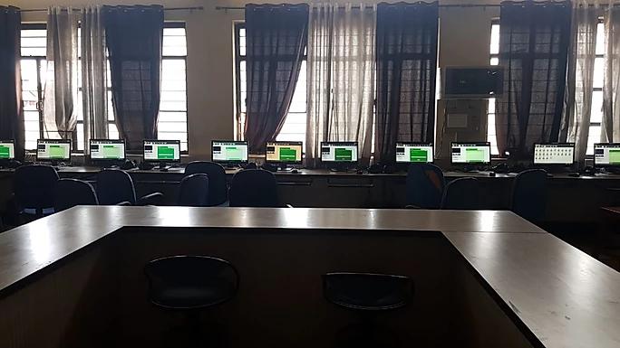 K. K. Wagh College of Pharmacy Nashik Laboratory photo 9