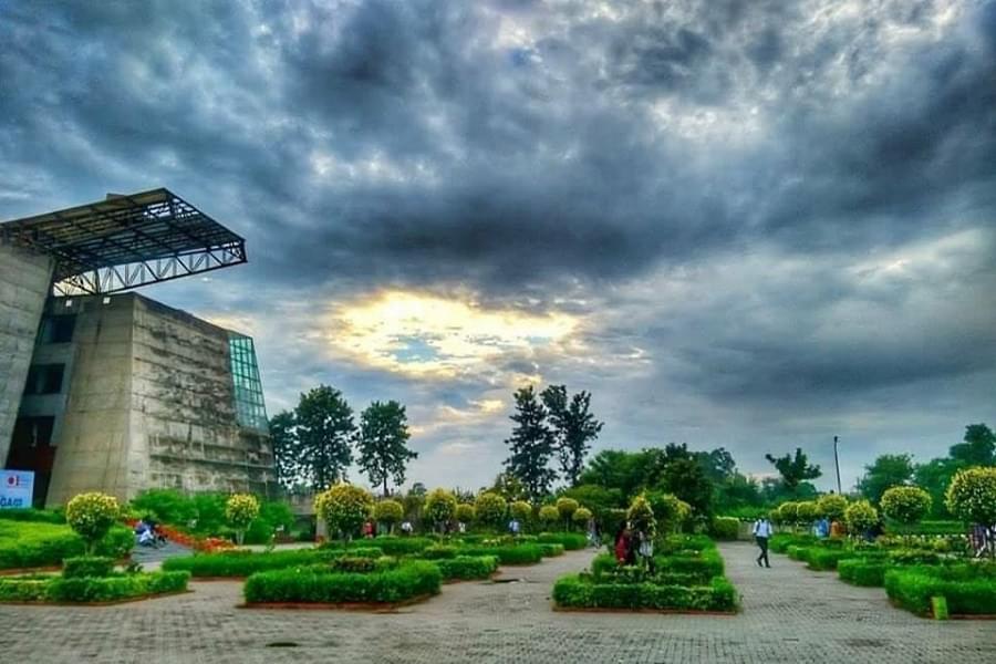 LPU LPU Campus photo 6