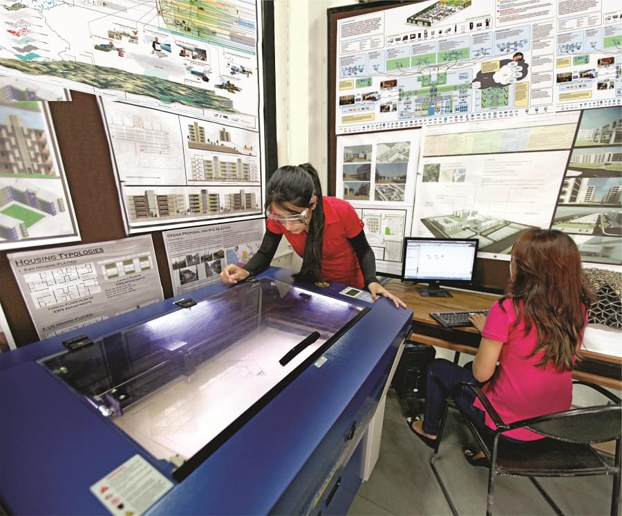 LPU Practical Training & Labs photo 1