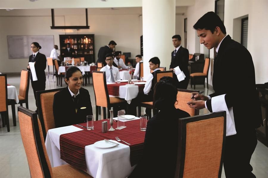 LPU Practical Training & Labs photo 18