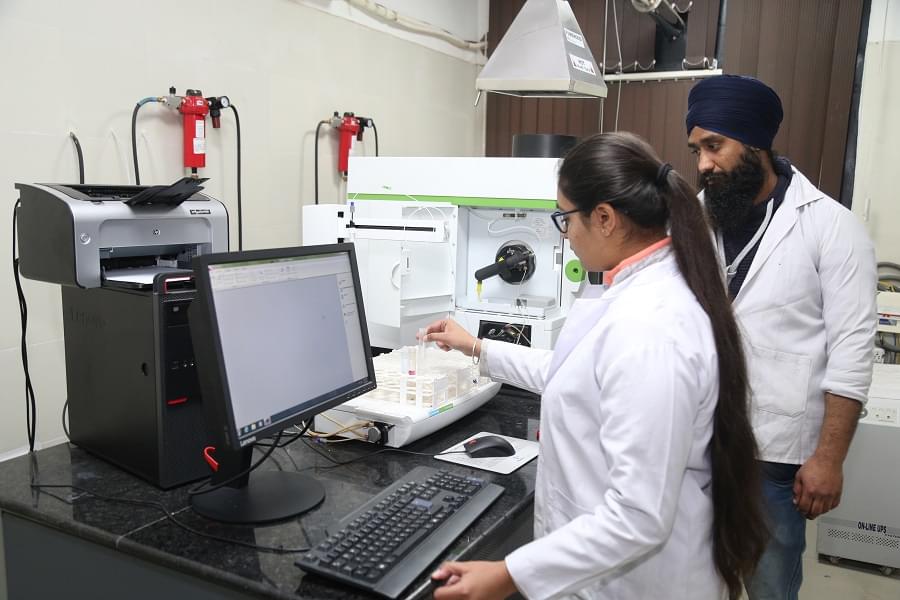 LPU Practical Training & Labs photo 26