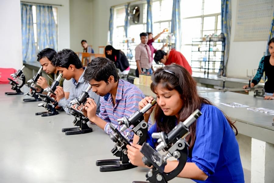 LPU Practical Training & Labs photo 30