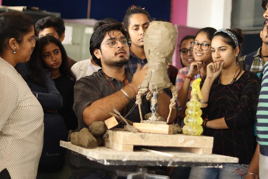 LPU Practical Training & Labs photo 32