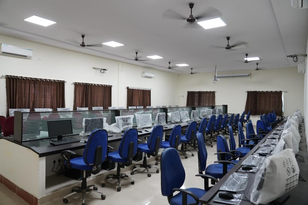Dantuluri Narayana Raju college West Godavari Infrastructure photo 14