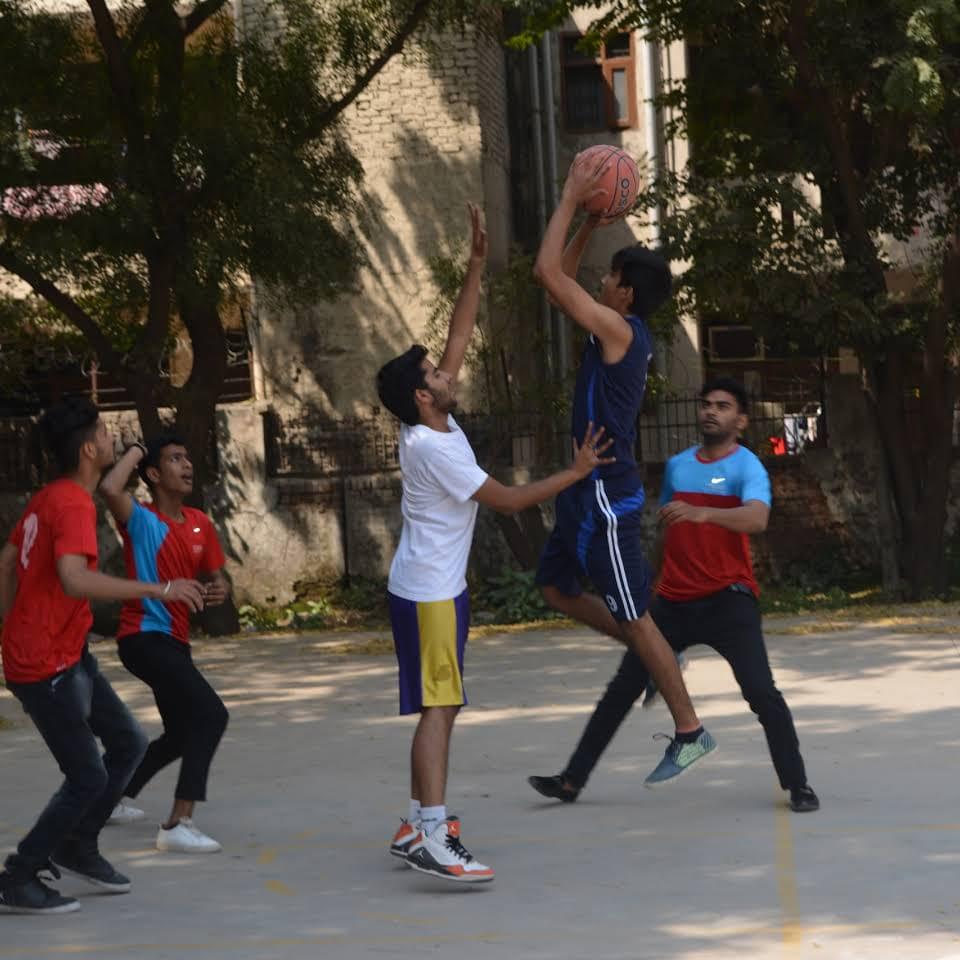 University Institute of Law and Management Studies Gurgaon Campus photo 6