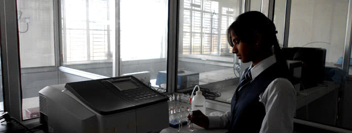 Varanasi College of Pharmacy Labs photo 7