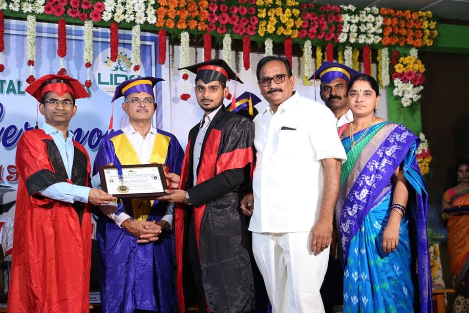 Lenora Institute Of Dental Sciences Rajanagaram Convocation photo 13