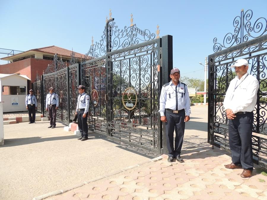 Mangalayatan University Aligarh Campus & Infrastructure photo 4