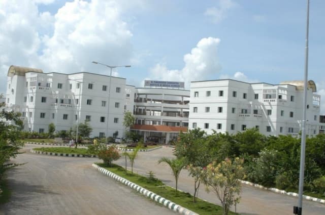 Dr. Pinnamaneni Siddhartha Institute of Medical Sciences & Research Foundation Vijayawada Academic Building photo 3