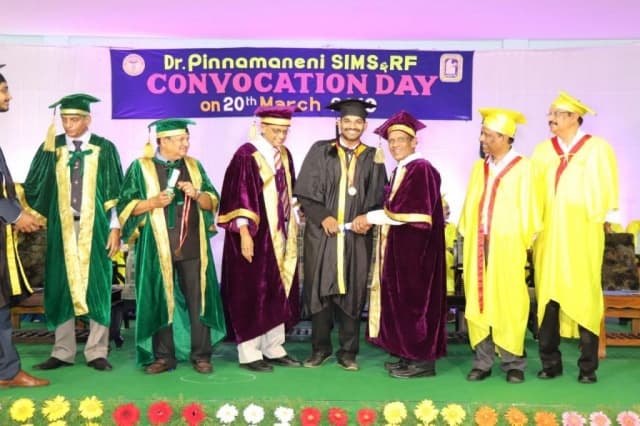 Dr. Pinnamaneni Siddhartha Institute of Medical Sciences & Research Foundation Vijayawada Convocation photo 14